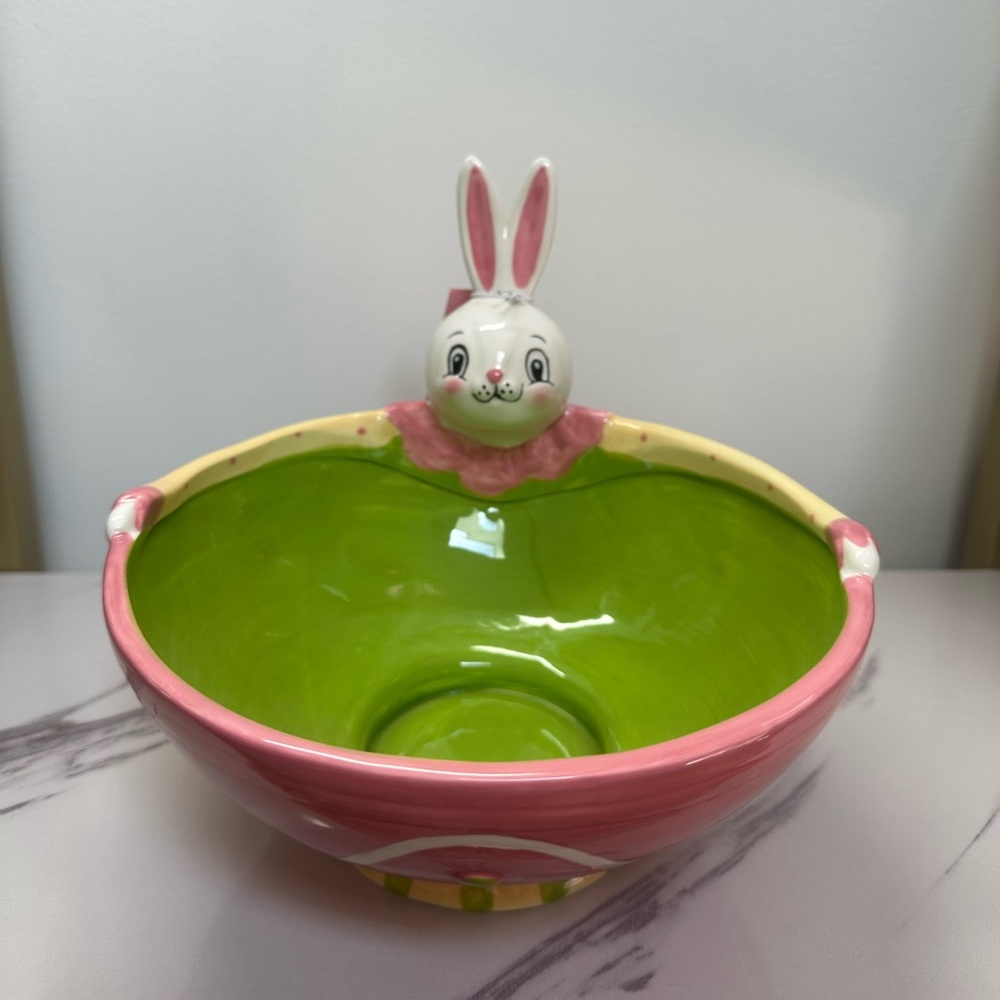 New carnival cottage rabbit bowl